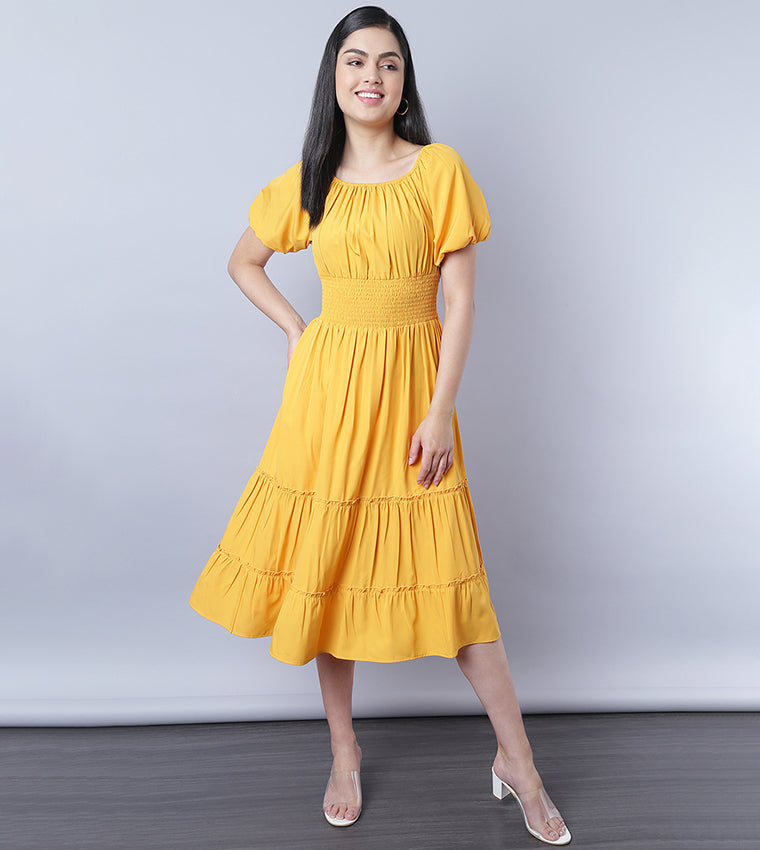 Aila Solid Tiered Midi Dress